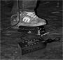 Pyle - PPDLP03 , Disc , Universal DC Pedal Board Power Supply - Powers Up To 10 Guitar Effects Pedals At 9 And 18 Volts